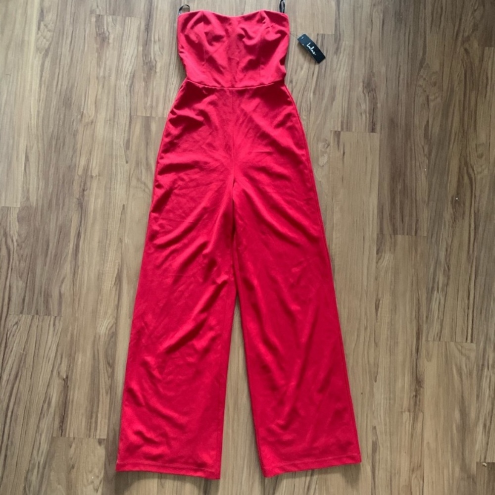 Lulus NWT Red Jumpsuit SIZE M